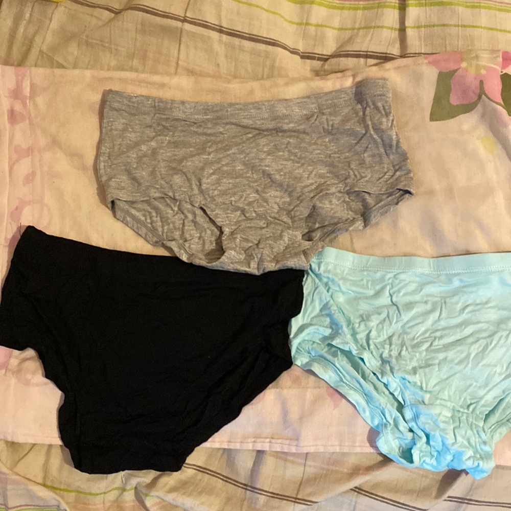 Brand new undies never worn size small.